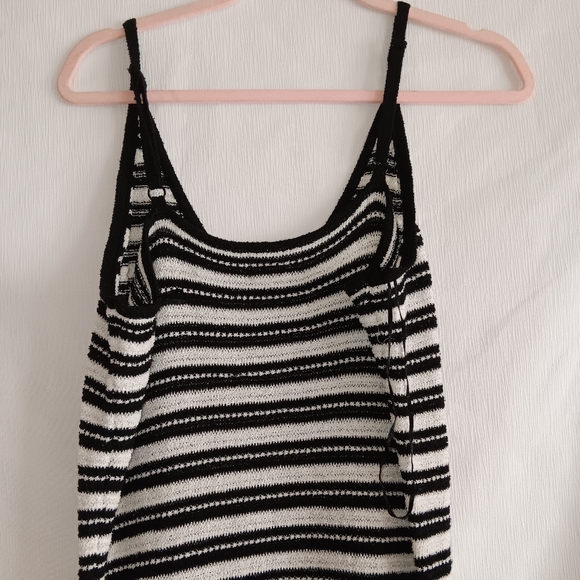 long dress, white and black stripes, size XXL, universal thread brand. - Picture 7 of 7